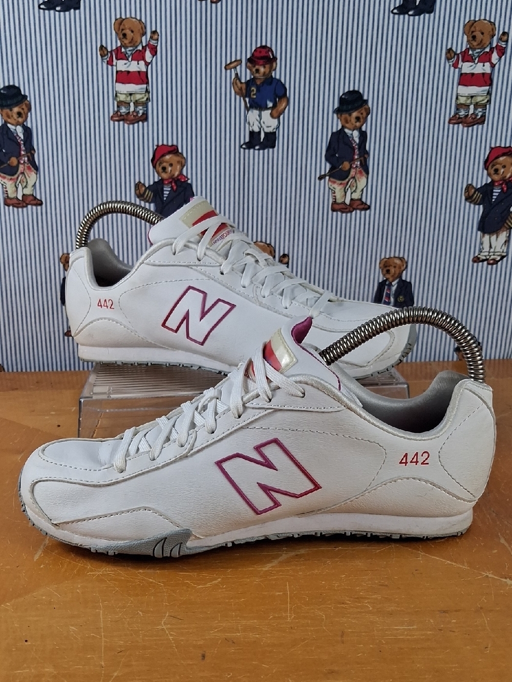 Women's New Balance 442 Slim White & Pink Casual Summer Sneaker Shoes Sz 7.5 B
